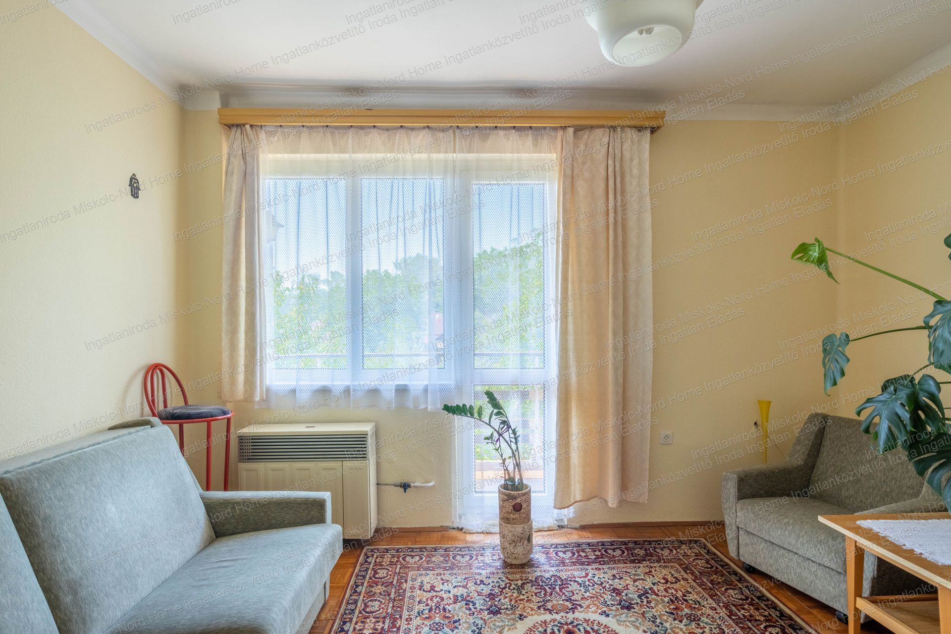 A fájl már létezik a célhelyen: import/kepek/vizjeles_5828154.jpg
Eladó Családi ház Alsózsolca  123 m<sup>2</sup> 39.9 millió Ft