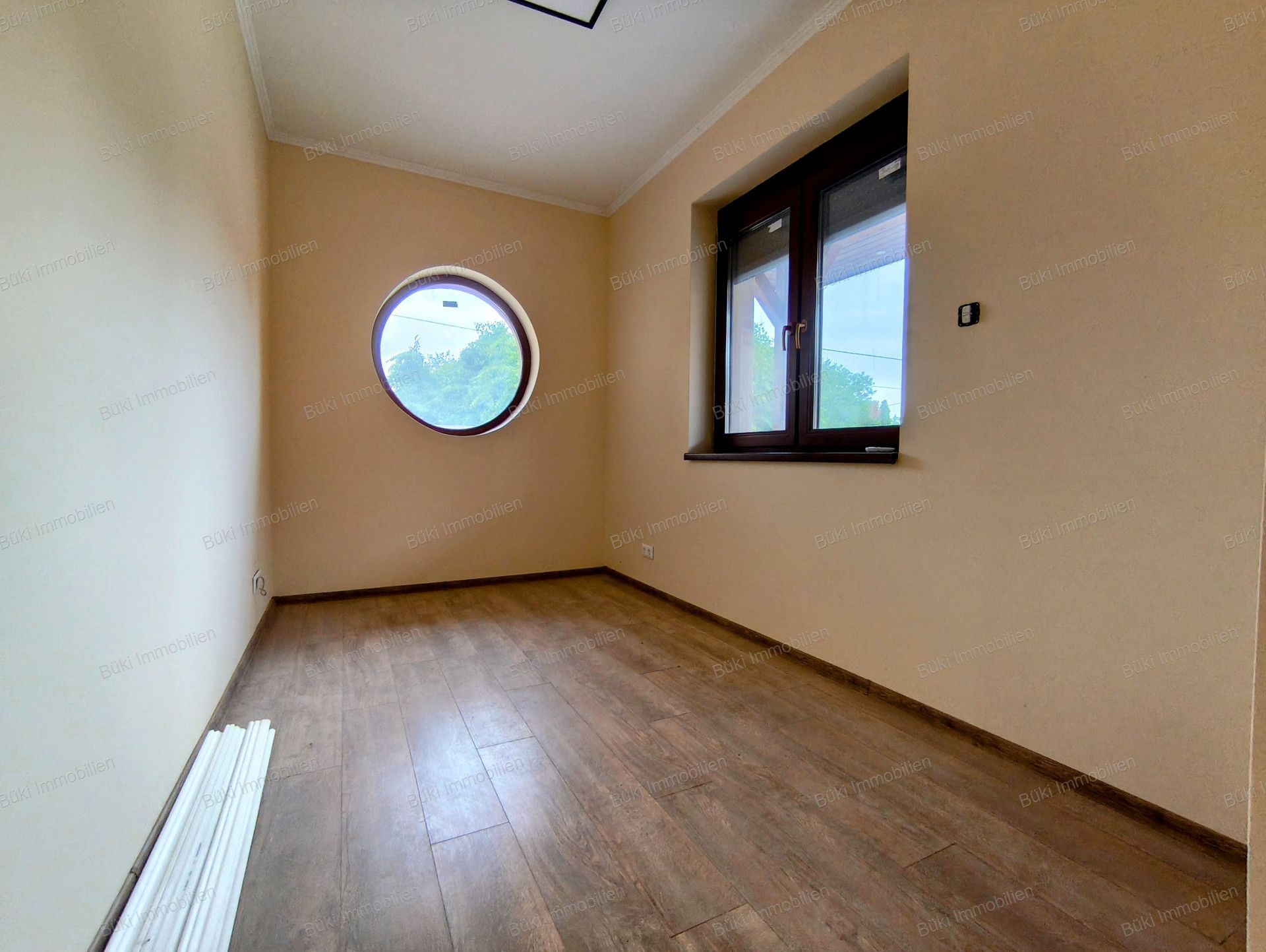A fájl nem létezik a célhelyen: import/kepek/vizjeles_5830816.jpg. Másolás...
Kép sikeresen importálvaEladó Családi ház Békéscsaba  205 m<sup>2</sup> 119.5 millió Ft