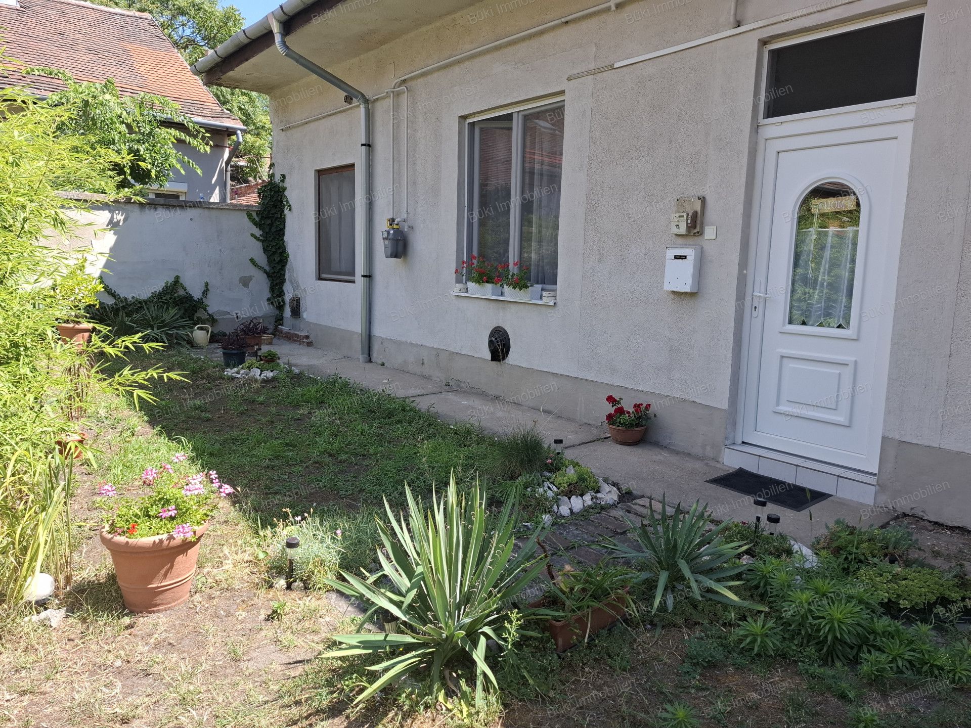 A fájl már létezik a célhelyen: import/kepek/vizjeles_5833449.jpg
Eladó Téglalakás Budapest, IV. kerület  43 m<sup>2</sup> 46.9 millió Ft