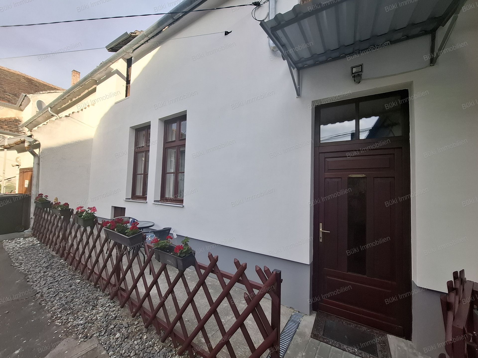 A fájl már létezik a célhelyen: import/kepek/vizjeles_5833975.jpg
Eladó Téglalakás Sopron  51 m<sup>2</sup> 49.9 millió Ft