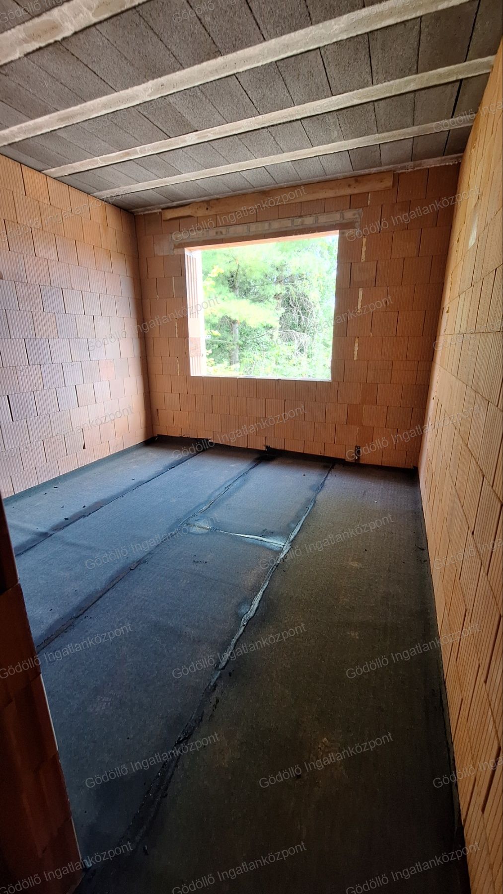 A fájl már létezik a célhelyen: import/kepek/vizjeles_5837877.jpg
Eladó Családi ház Gödöllő  130 m<sup>2</sup> 125 millió Ft