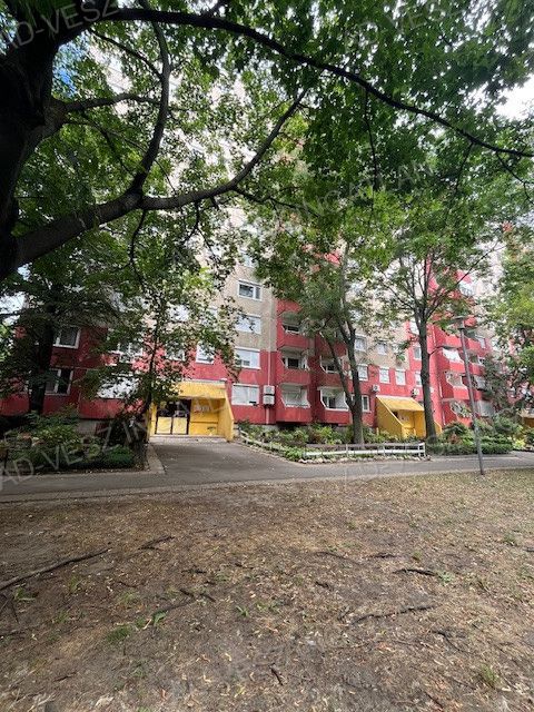 A fájl már létezik a célhelyen: import/kepek/vizjeles_5839922.jpg
Eladó Panellakás Budapest, XIX. kerület  53 m<sup>2</sup> 55.99 millió Ft