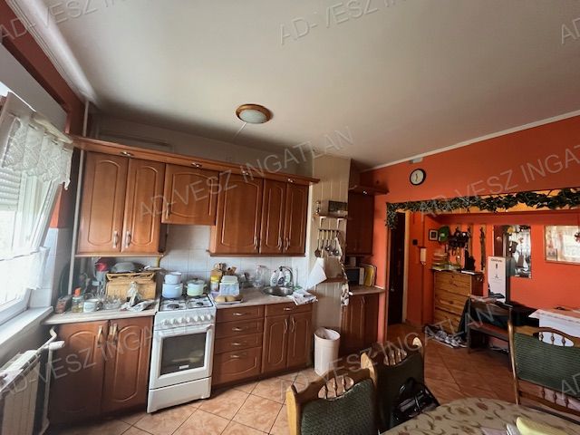 A fájl már létezik a célhelyen: import/kepek/vizjeles_5839933.jpg
Eladó Panellakás Budapest, XIX. kerület  53 m<sup>2</sup> 55.99 millió Ft
