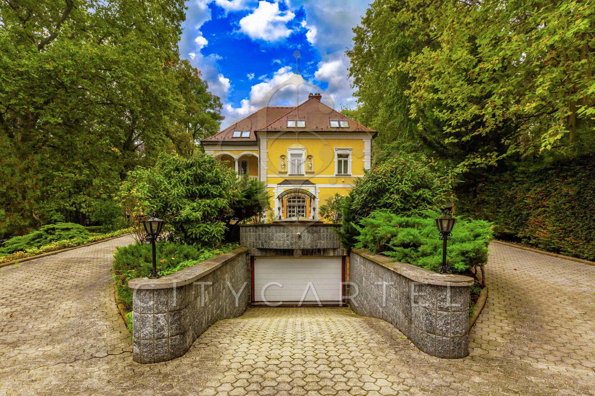 A fájl már létezik a célhelyen: import/kepek/vizjeles_5840930.jpg
Eladó Villa, kastély, kúria   600 m<sup>2</sup> 6000000 EUR