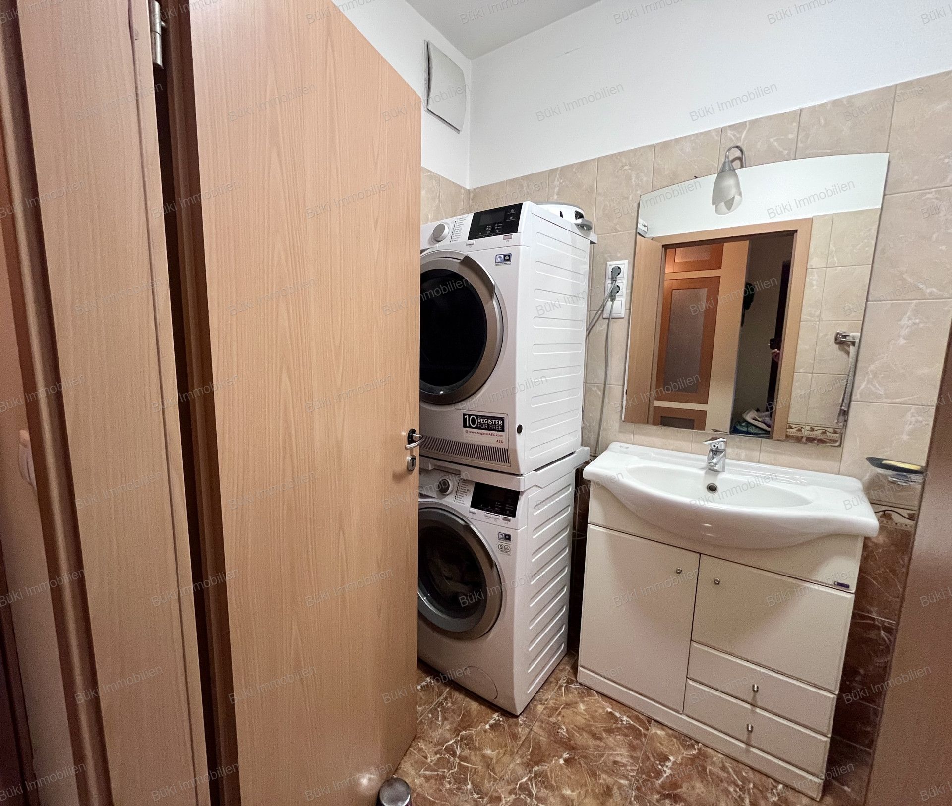 A fájl már létezik a célhelyen: import/kepek/vizjeles_5841021.jpg
Eladó Téglalakás Szombathely  59 m<sup>2</sup> 59.99 millió Ft