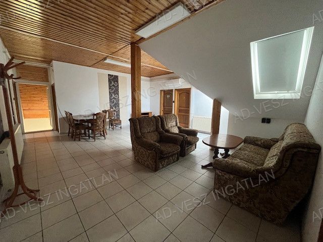 A fájl már létezik a célhelyen: import/kepek/vizjeles_5845344.jpg
Eladó Bemutatóterem Vecsés  360 m<sup>2</sup> 180 millió Ft